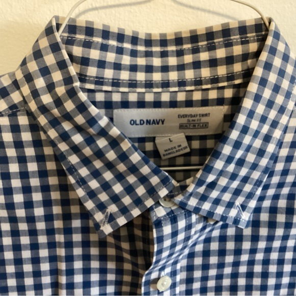Bundle of 5 Men’s Old Navy Dress Shirts in size large - Picture 9 of 10